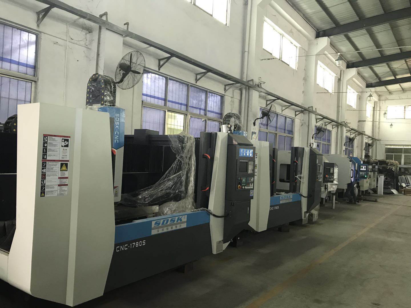 CNC加工中心、雕銑機(jī)和精雕機(jī)三者的區(qū)別有那些